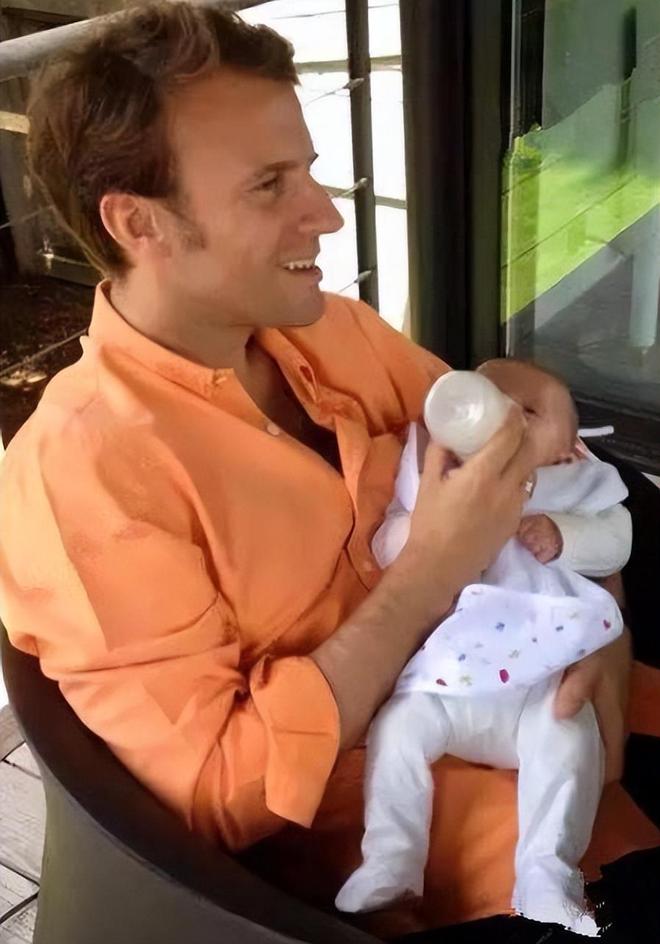 xszf4F4yYnLnAW3F.jpg
