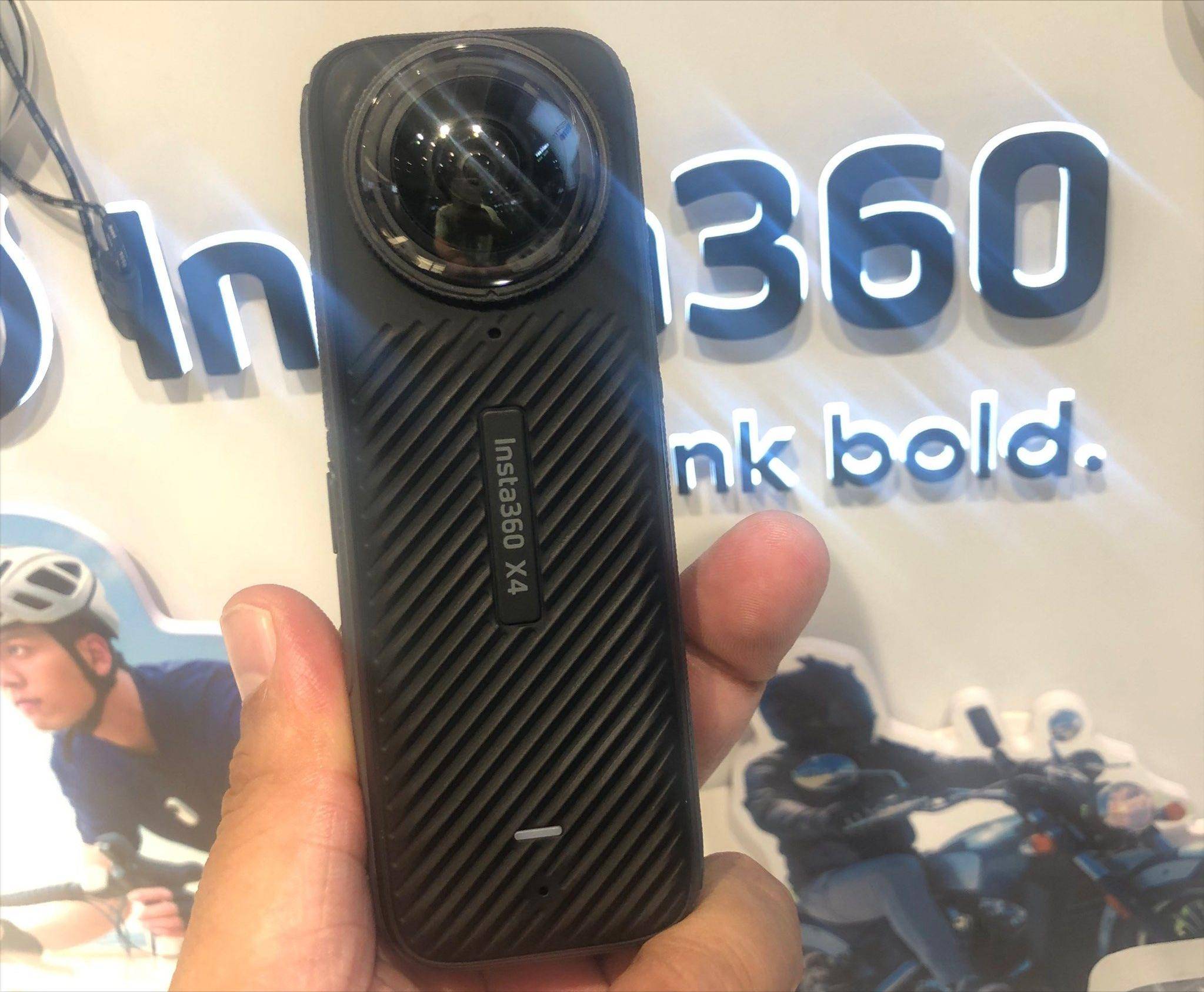 nV894KAPK8KHPz5r.jpg
