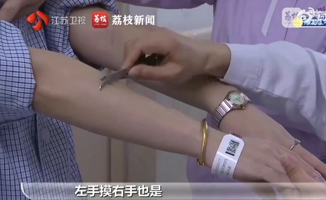 n1v6C4c67FEbP6pV.jpg