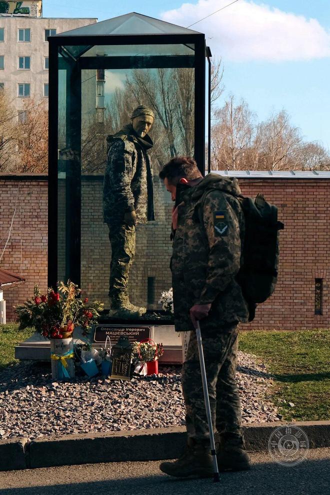 GhzCmFf7fCemg27W.jpg