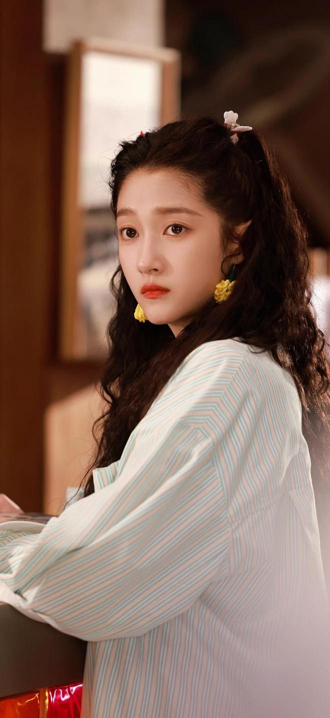 HD85oDOzHIhMDj8m.jpg