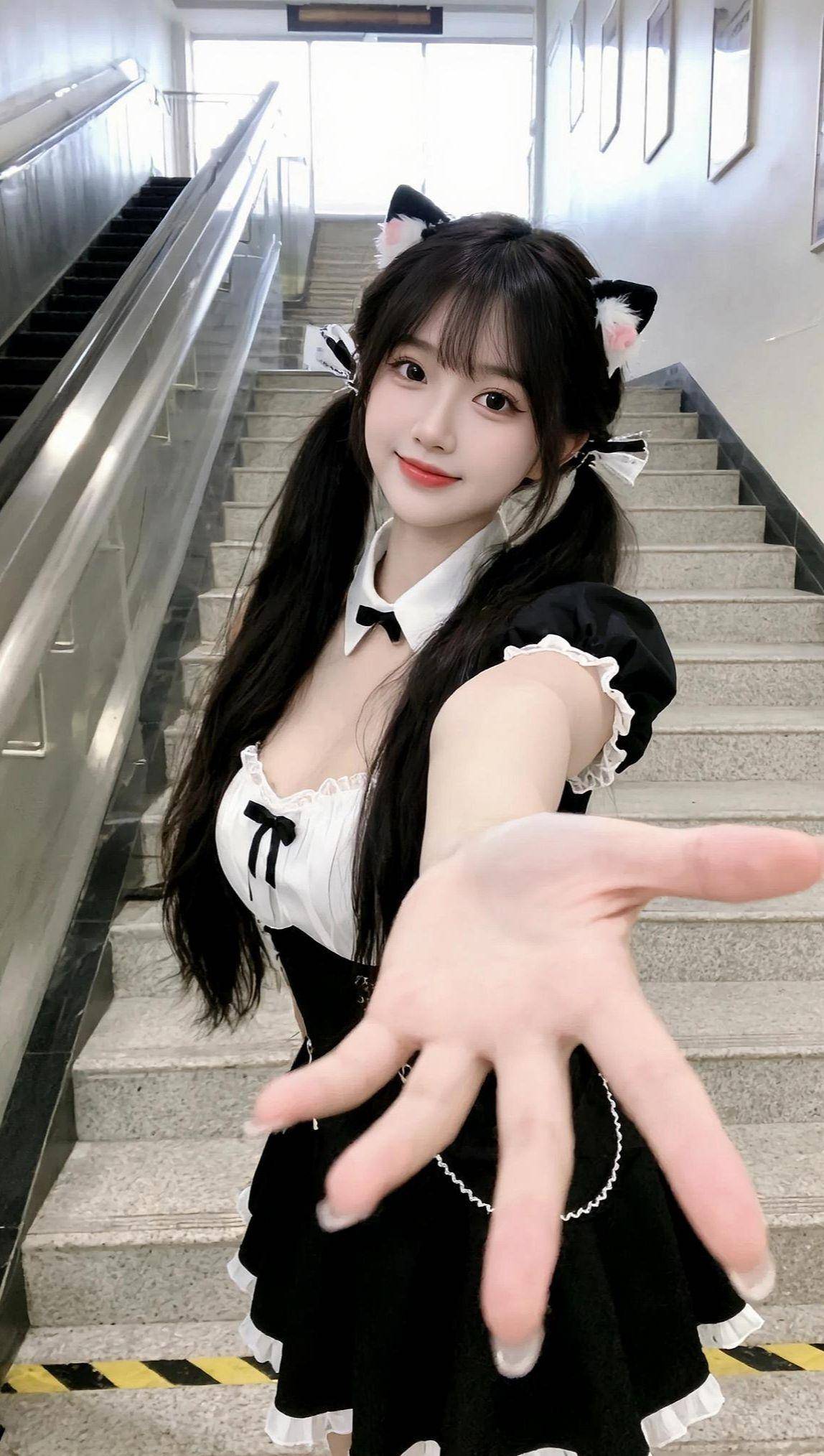 Mj5Uup0ut6kK6dKz.jpg
