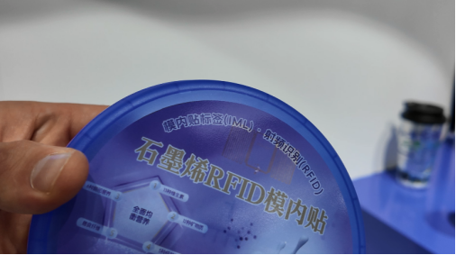 T0D2Q5DZMD20Qp9U.jpg